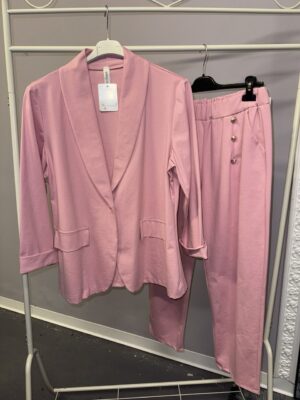 tailleur botton rosa