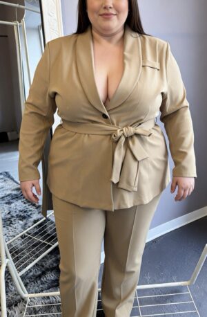 tailleur Mary beige